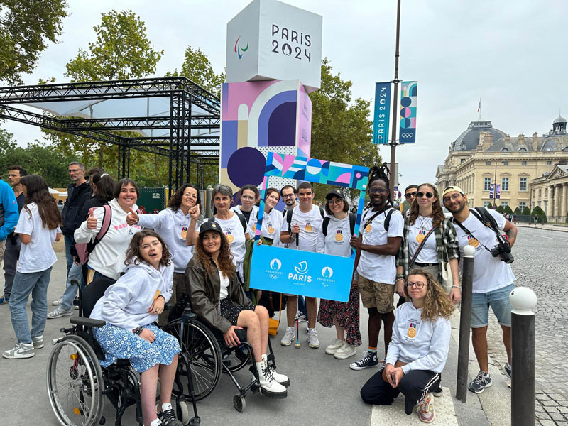 Avec APIPESH et Handiversité, 12 étudiantes et étudiants UT3 en situation de handicap ont pu se rendre aux jeux paralympiques pendant cinq jours.